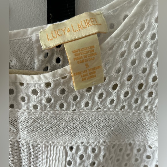 White eyelet sleeveless top. - Picture 3 of 3